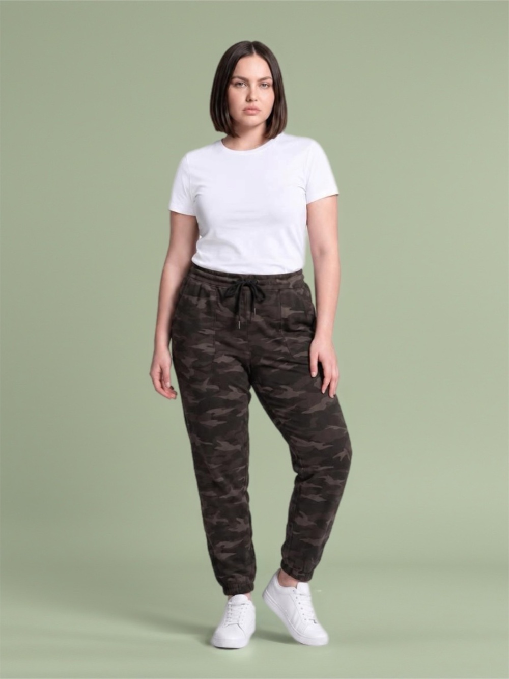 Athleta Olive green Camo Print  Farallon Jogger Size 14